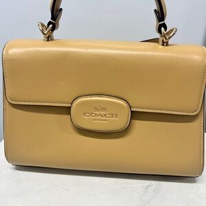 Coach Beige Leather Shoulder Bag